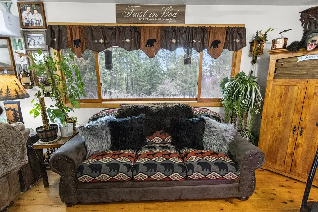 33011 Snyder Hill Lane Ronan MT 59864