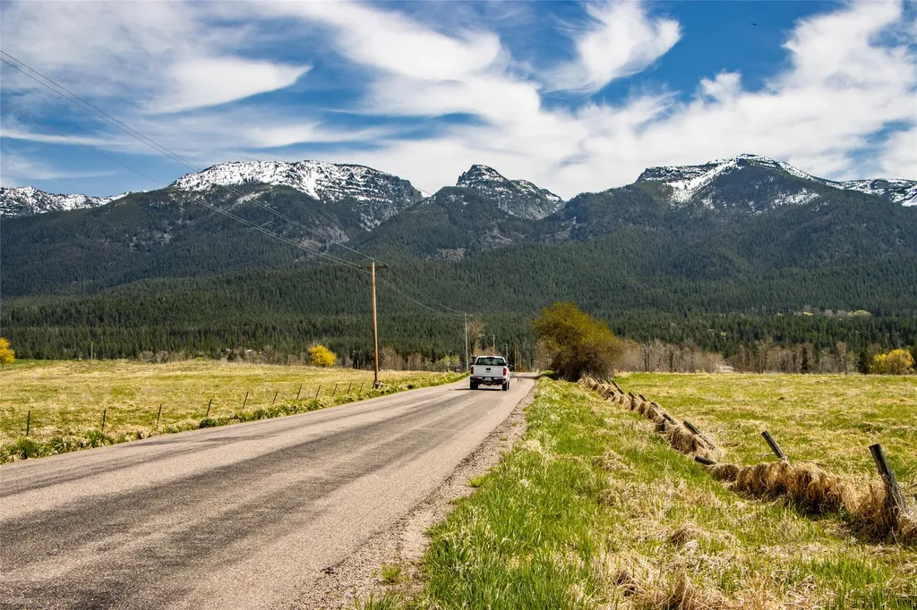 33011 Snyder Hill Lane Ronan MT 59864