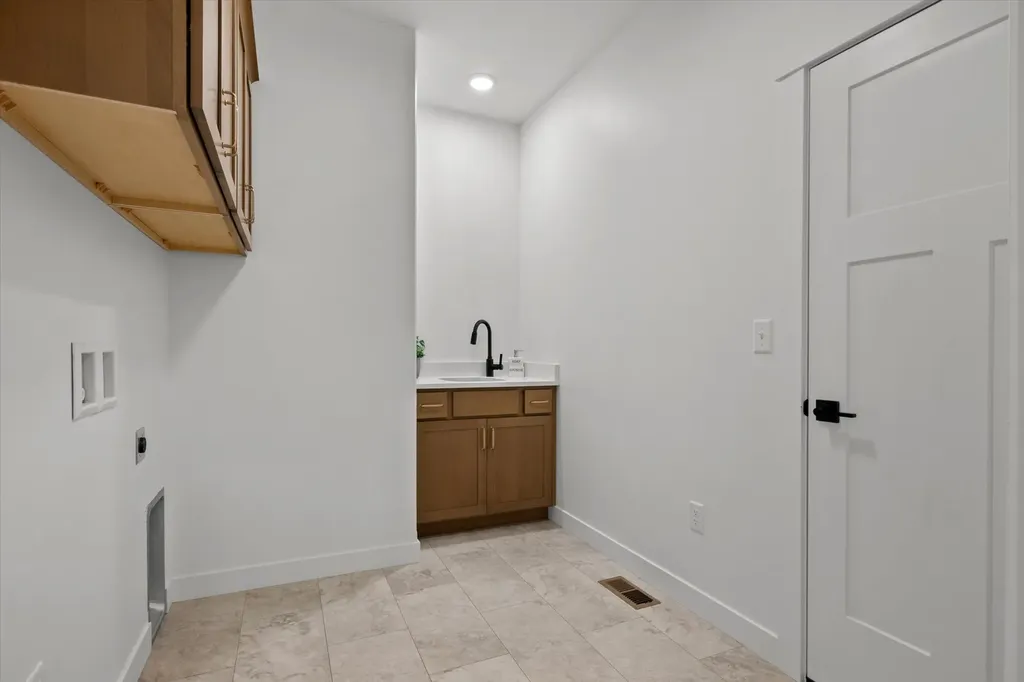 241 Stirling Loop East Helena MT 59635