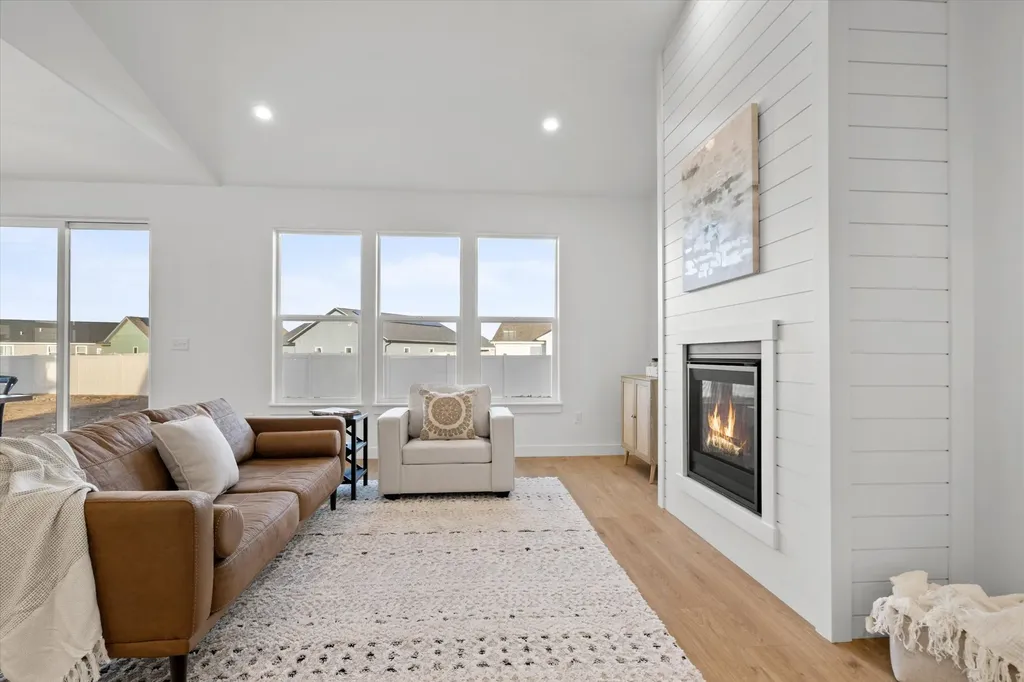241 Stirling Loop East Helena MT 59635