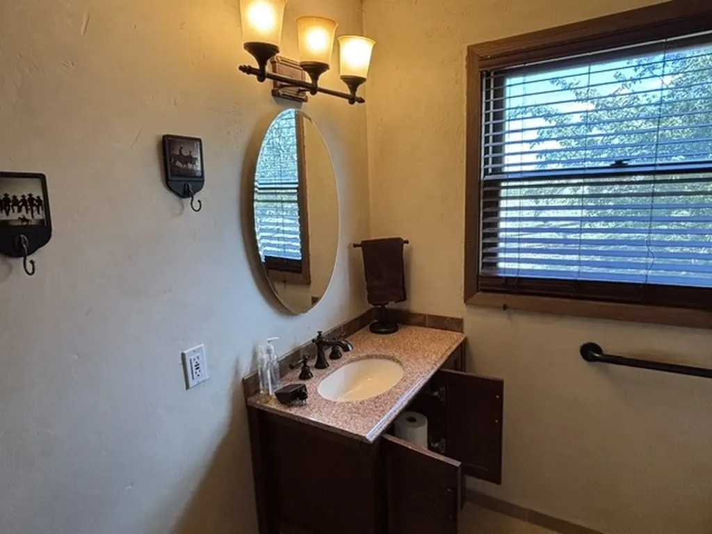1323 13th Street S Shelby MT 59474