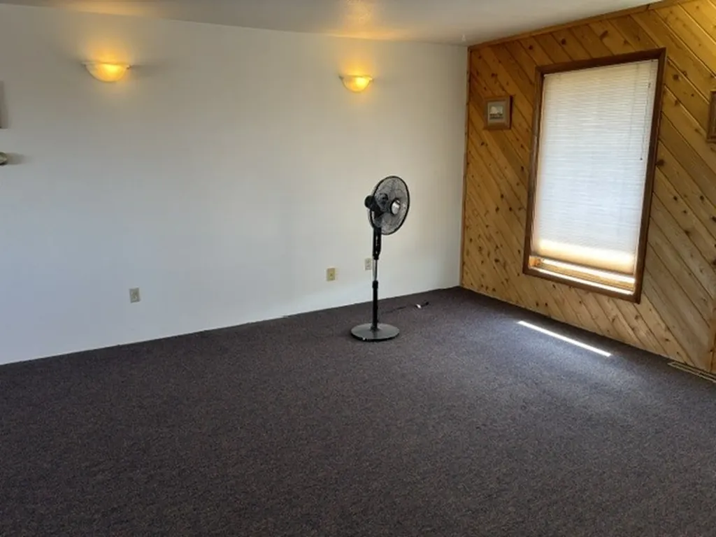 1323 13th Street S Shelby MT 59474