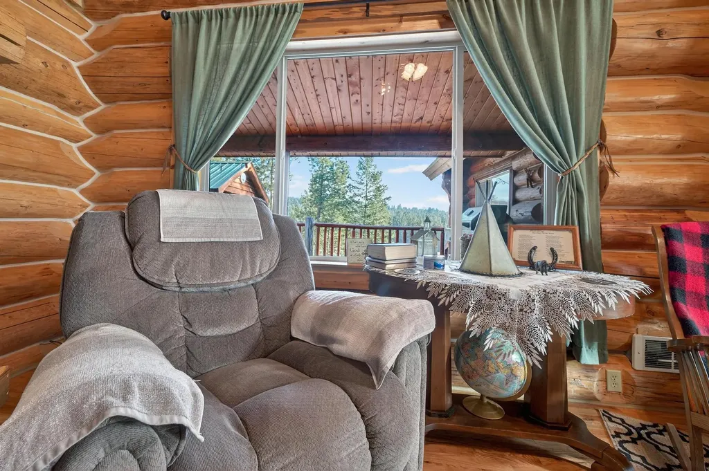 185 Elk Run Drive Rexford MT 59930
