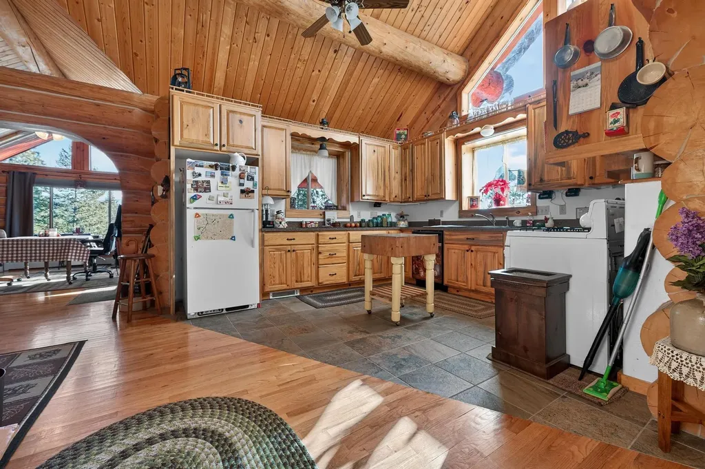 185 Elk Run Drive Rexford MT 59930