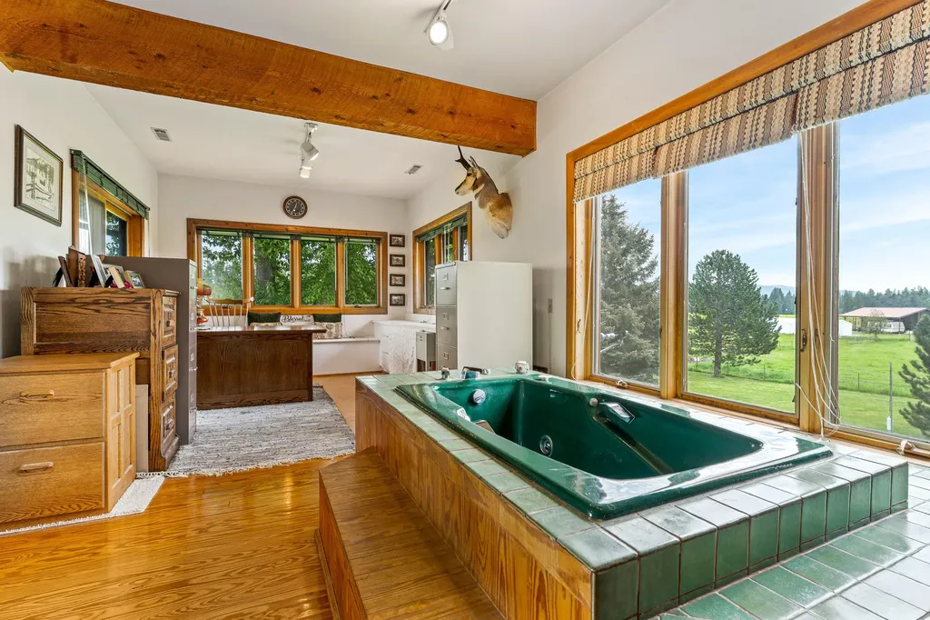 7277 Farm To Market Road Whitefish MT 59937