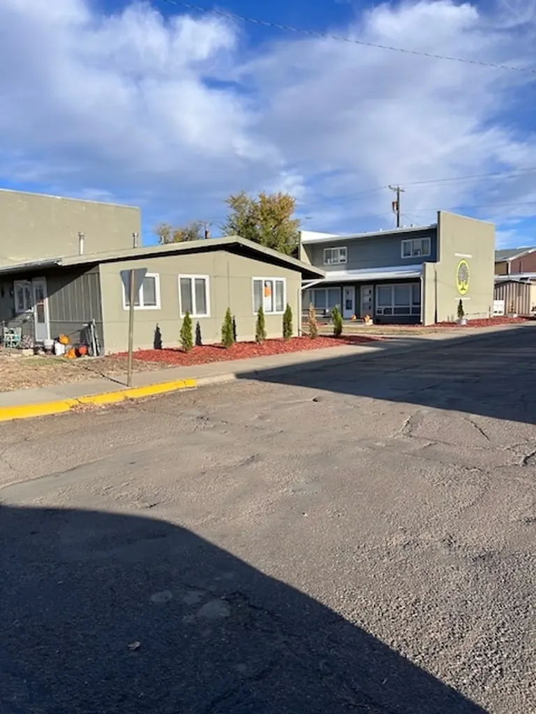 232 7th Street S Glasgow MT 59230