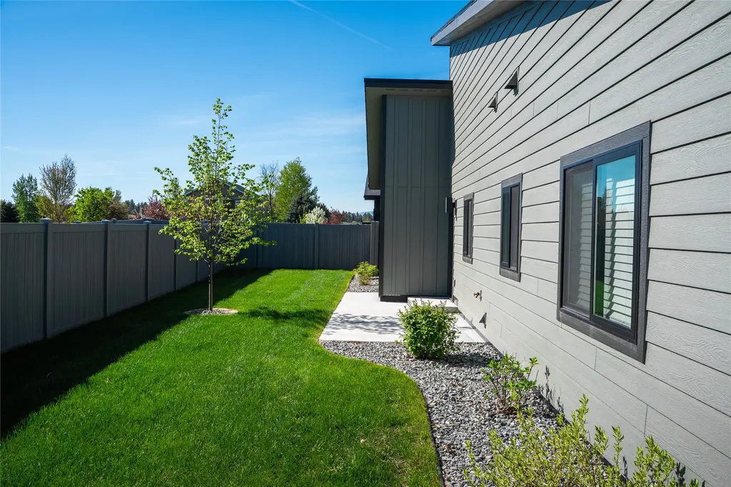 3417 Goldenrod Lane Kalispell MT 59901
