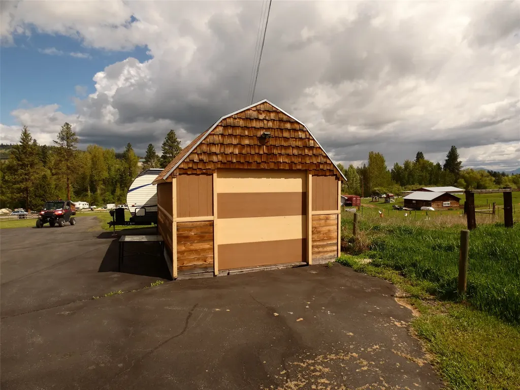 2240 Whalebone Drive Kalispell MT 59901