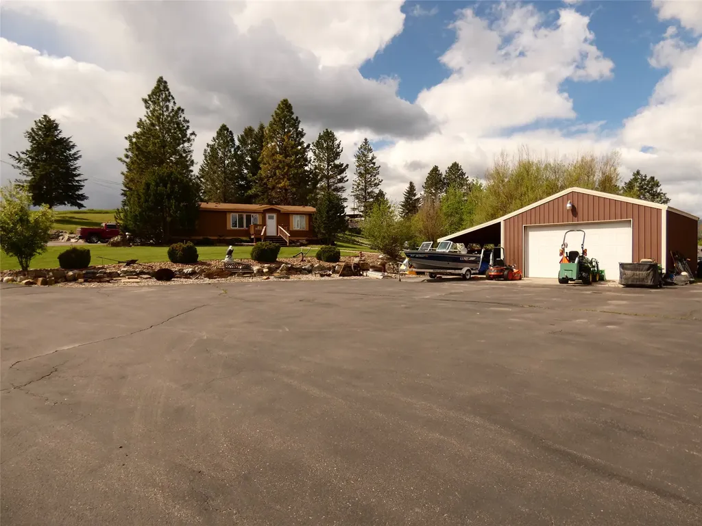 2240 Whalebone Drive Kalispell MT 59901