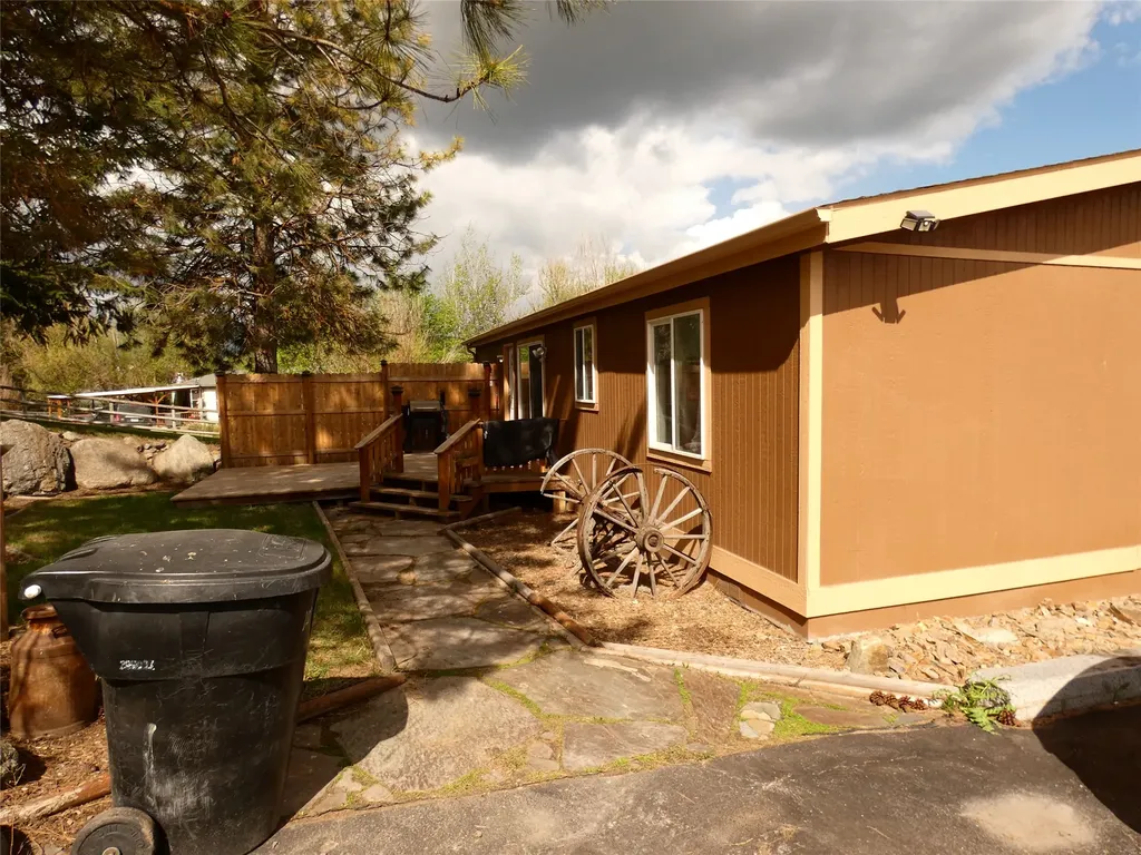 2240 Whalebone Drive Kalispell MT 59901