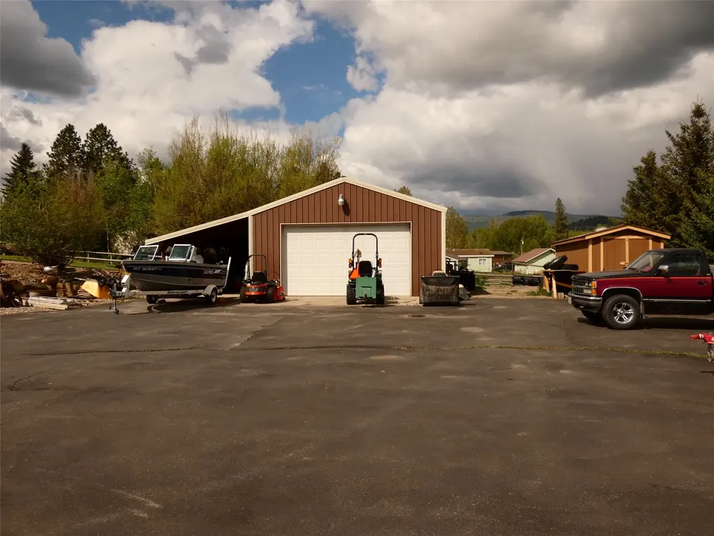 2240 Whalebone Drive Kalispell MT 59901