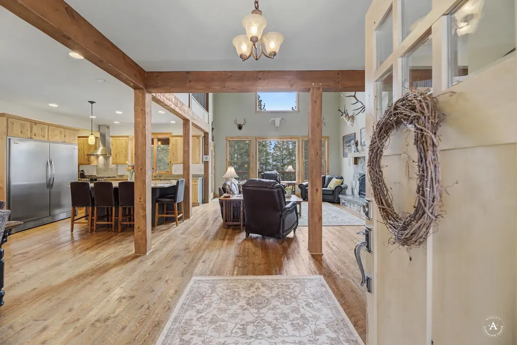 3 Bobcat Court Clancy MT 59634