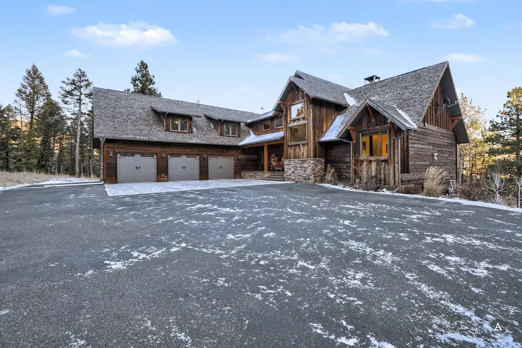 3 Bobcat Court Clancy MT 59634