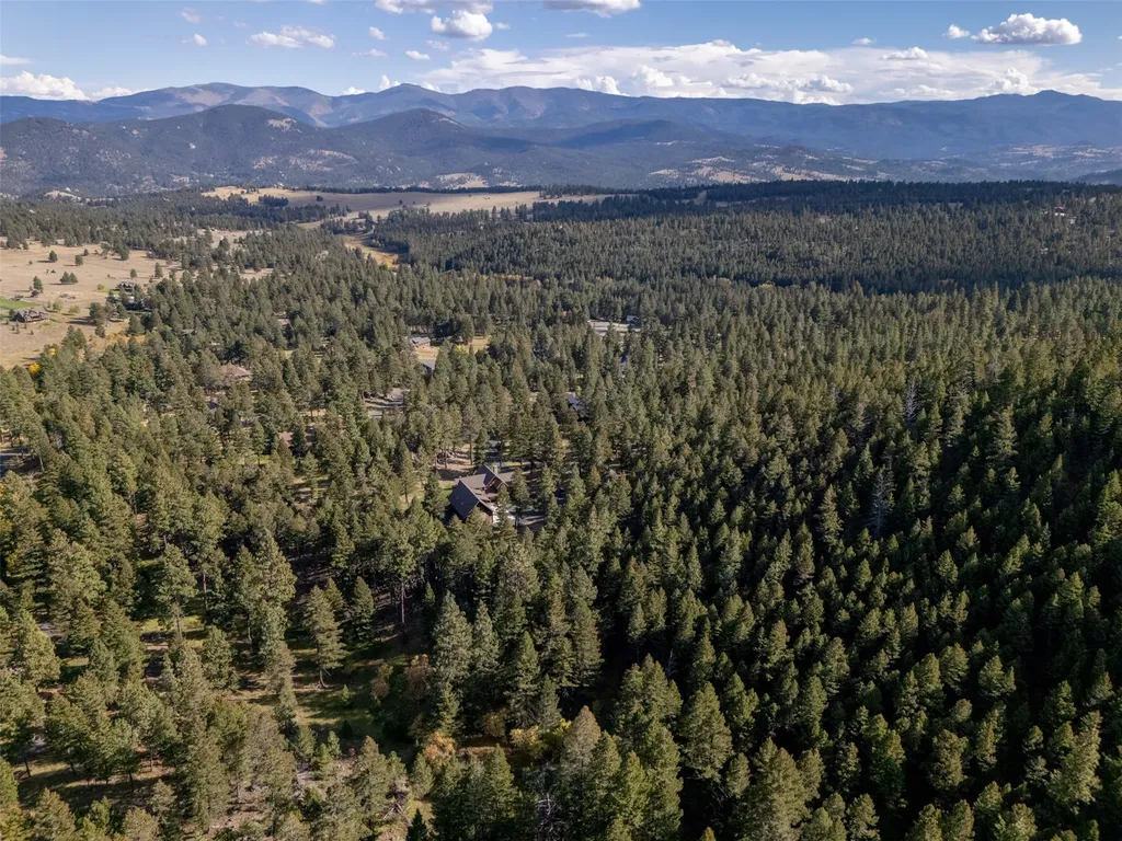 3 Bobcat Court Clancy MT 59634