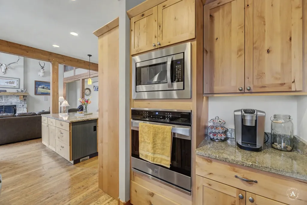 3 Bobcat Court Clancy MT 59634