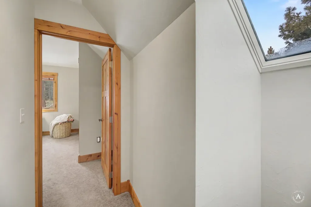 3 Bobcat Court Clancy MT 59634