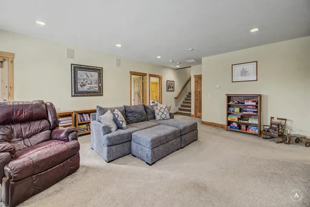 3 Bobcat Court Clancy MT 59634