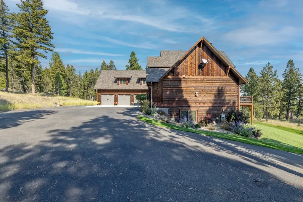 3 Bobcat Court Clancy MT 59634
