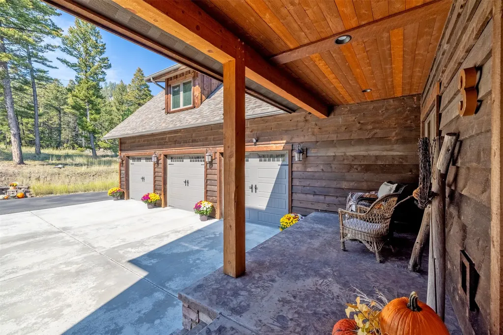 3 Bobcat Court Clancy MT 59634