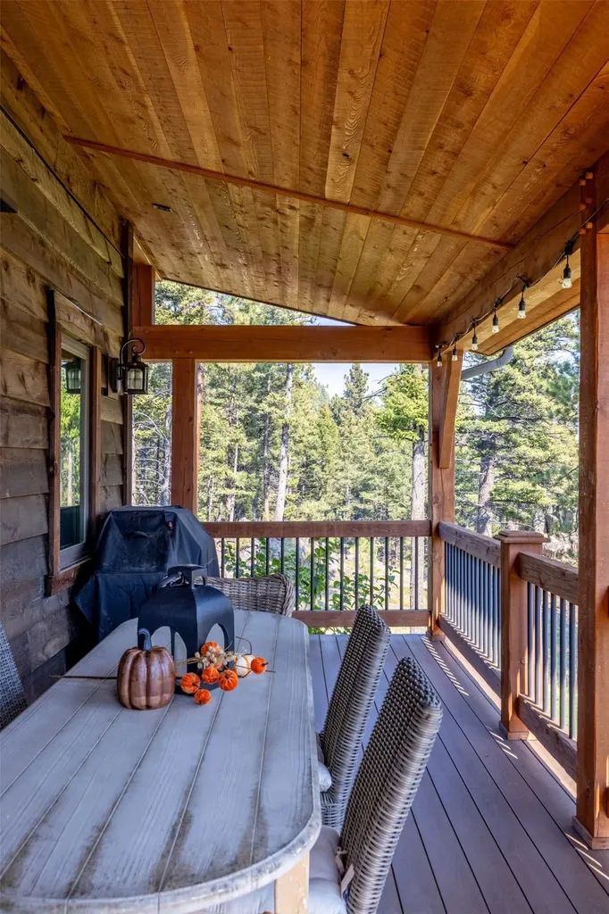 3 Bobcat Court Clancy MT 59634