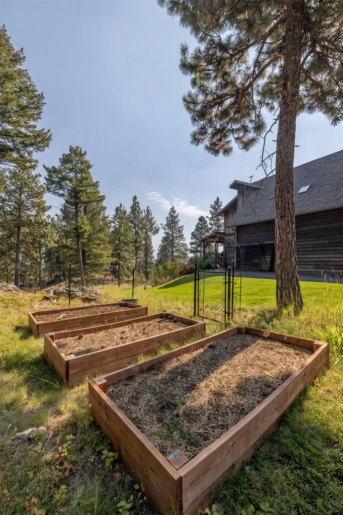 3 Bobcat Court Clancy MT 59634