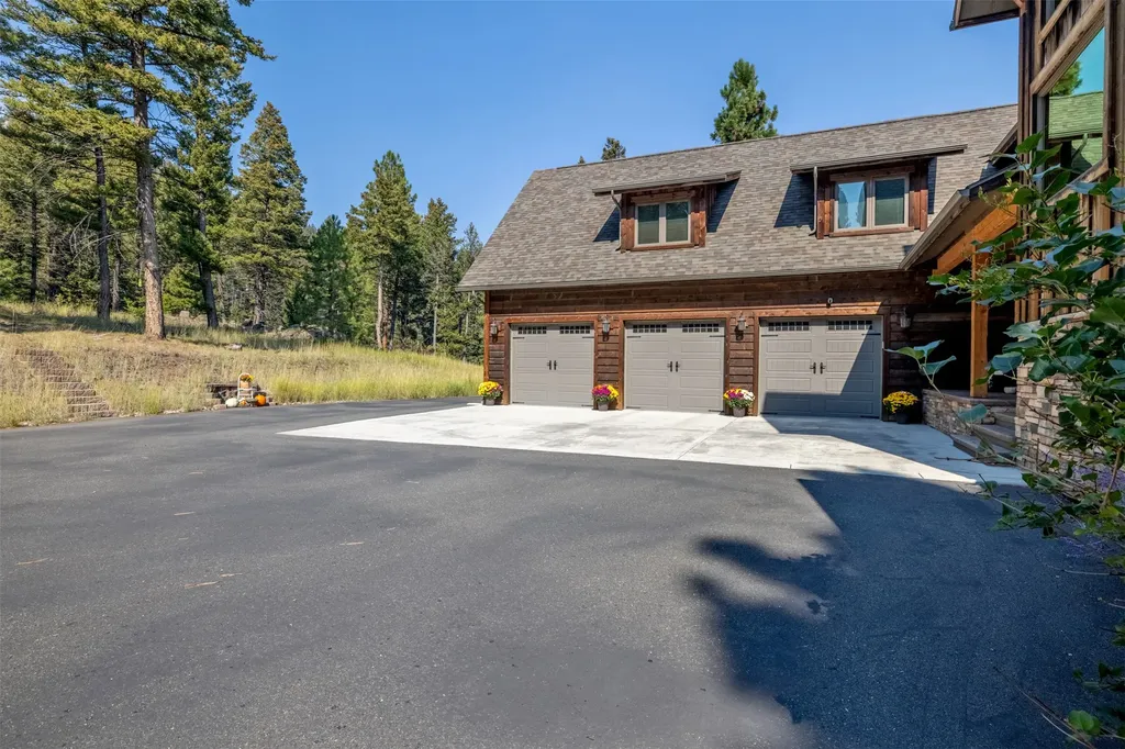 3 Bobcat Court Clancy MT 59634