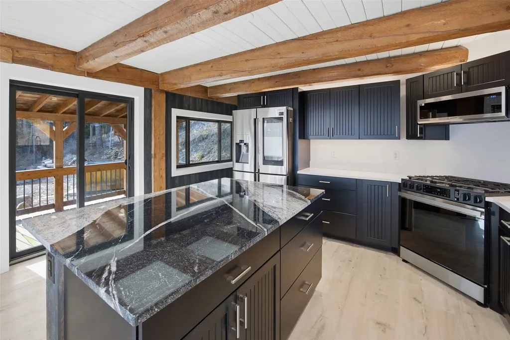 469 Owings Loop Hamilton MT 59840