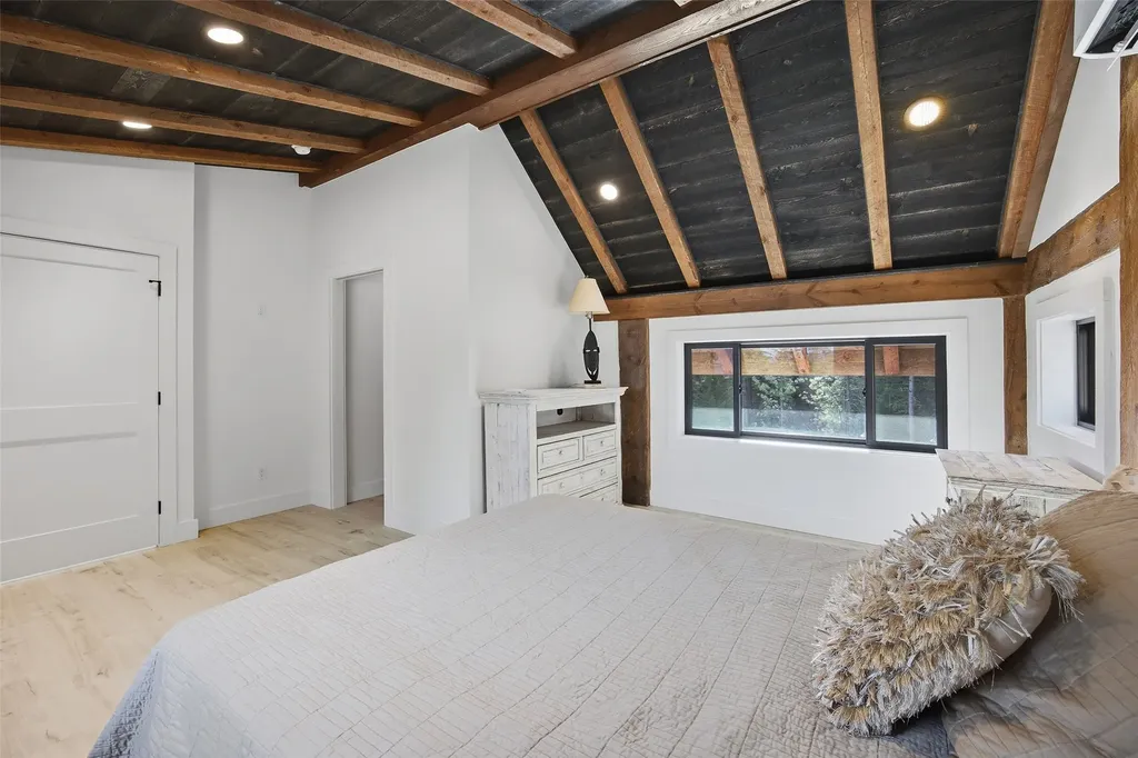 469 Owings Loop Hamilton MT 59840
