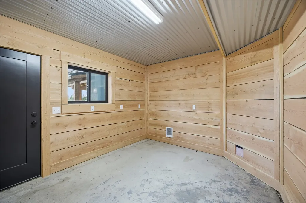 469 Owings Loop Hamilton MT 59840