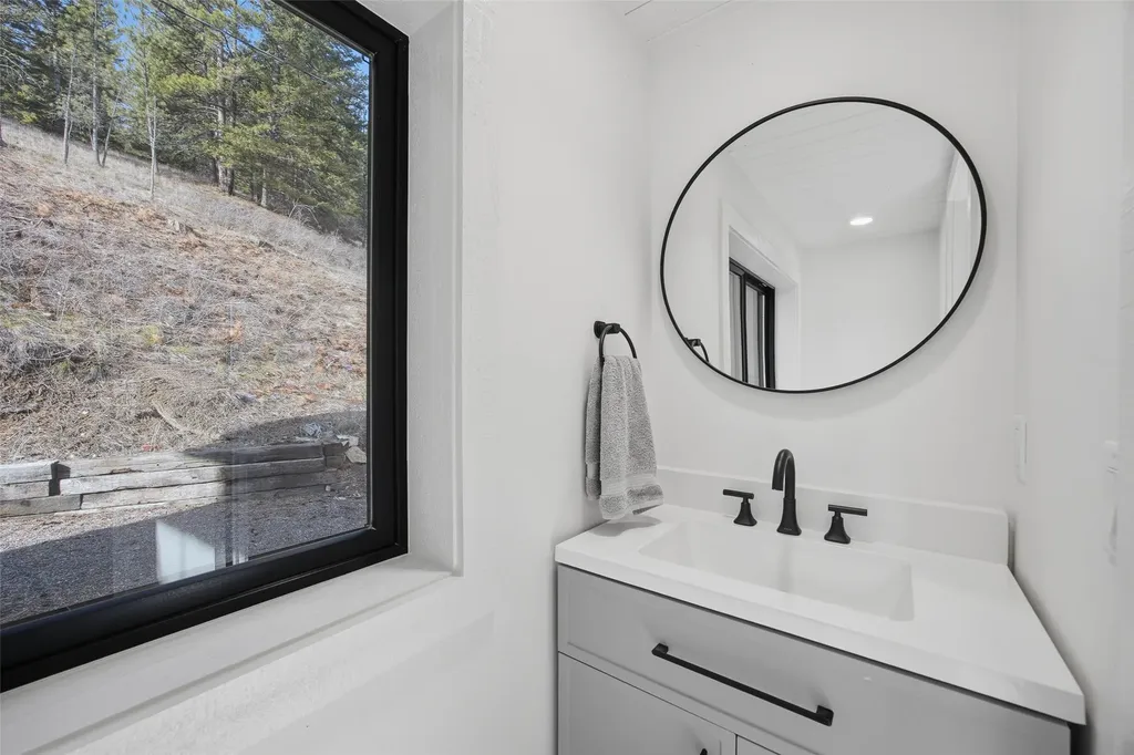 469 Owings Loop Hamilton MT 59840