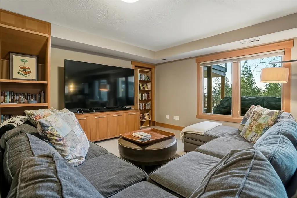 2 Elk Ridge Court Missoula MT 59802