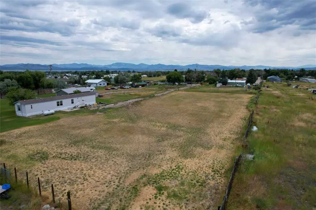 5323 Kerr Drive Helena MT 59602