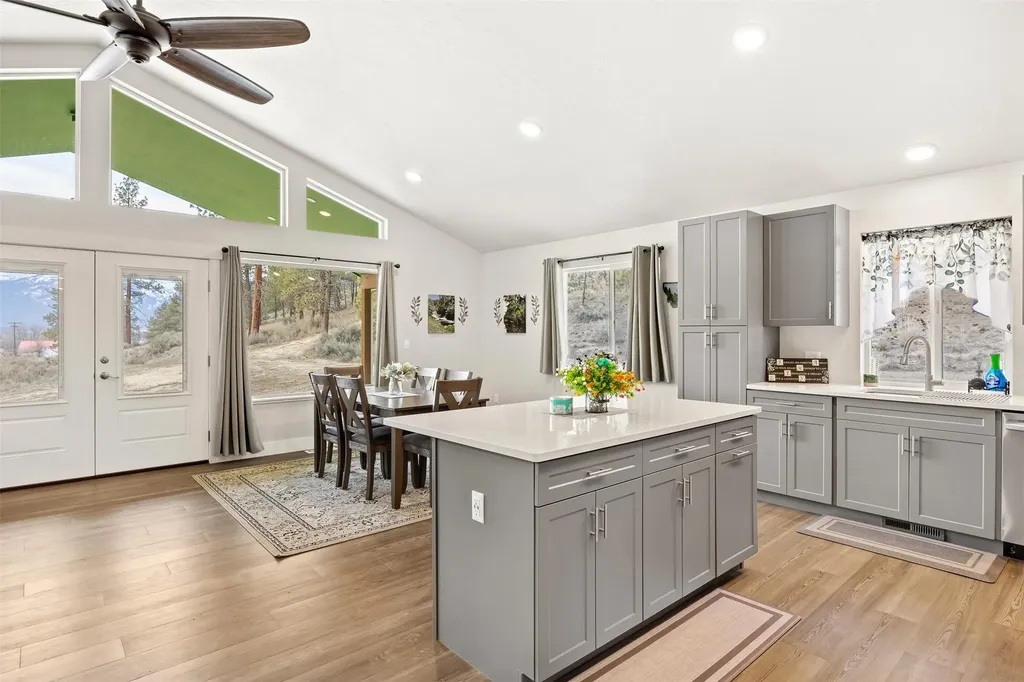 333 Hillview Drive Stevensville MT 59870