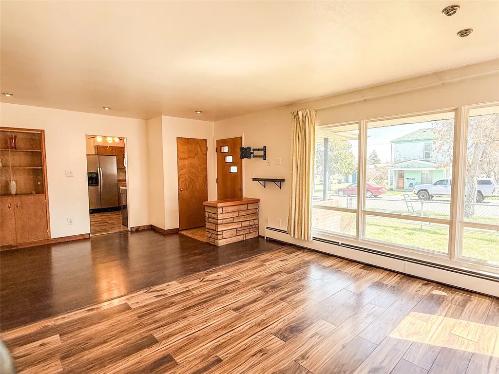 1054 N Ewing Street Helena MT 59601