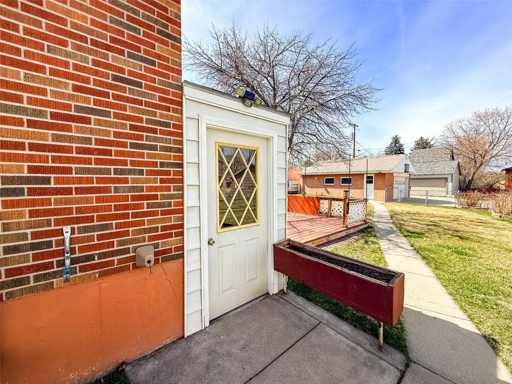 1054 N Ewing Street Helena MT 59601