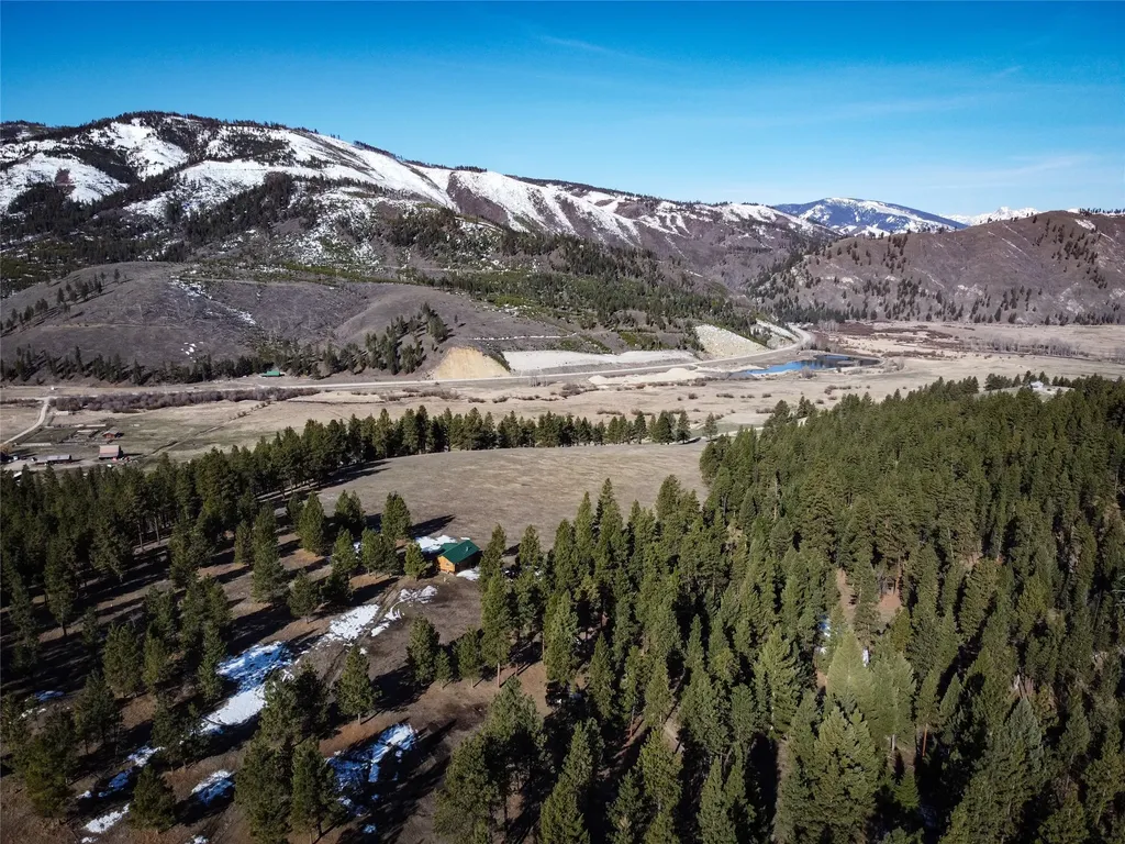 398 Reimel Loop Sula MT 59871