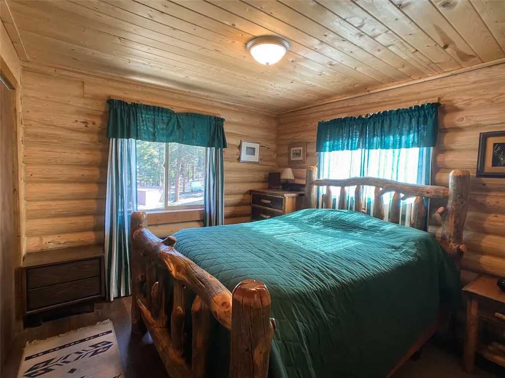 398 Reimel Loop Sula MT 59871