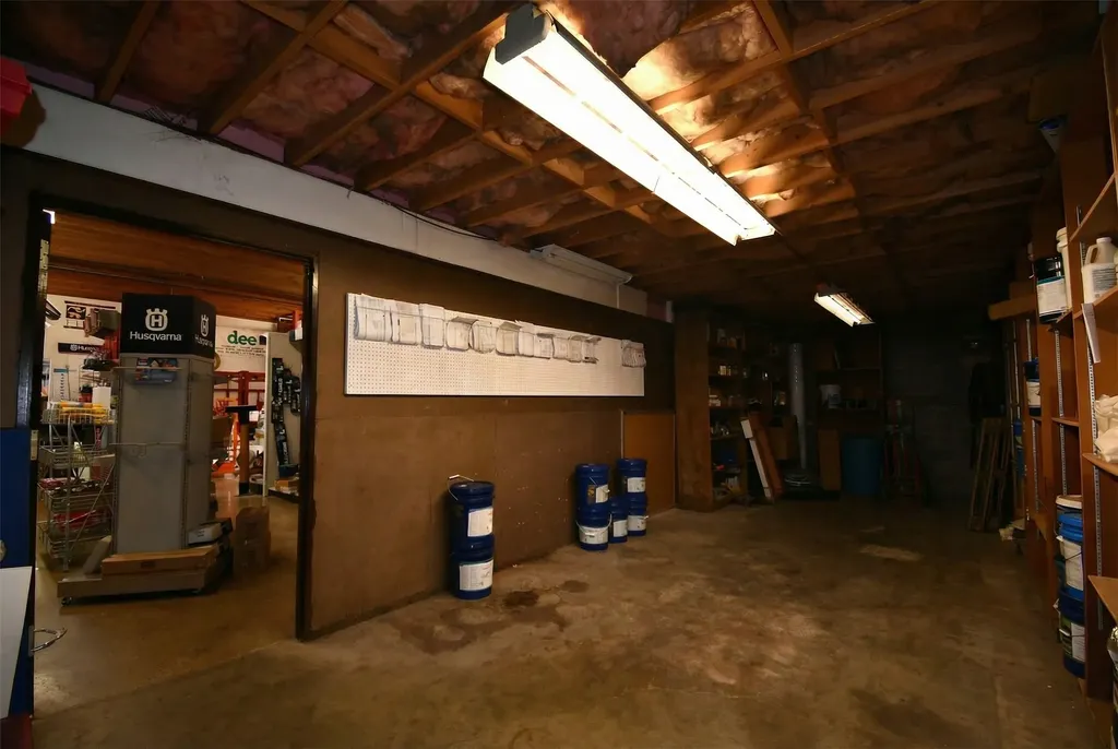 822 N Sargent Street Glendive MT 59330