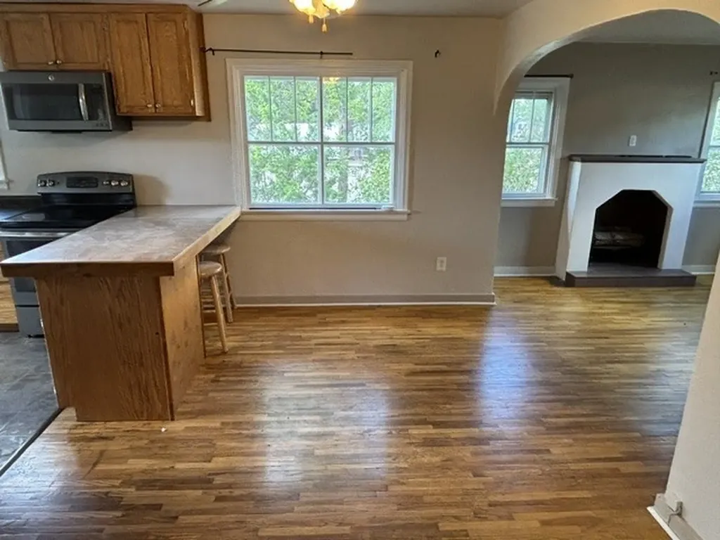 104 E Richland Avenue Shelby MT 59474