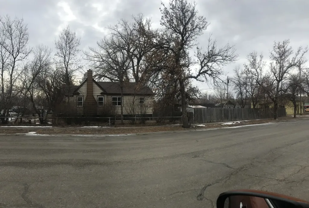 104 E Richland Avenue Shelby MT 59474