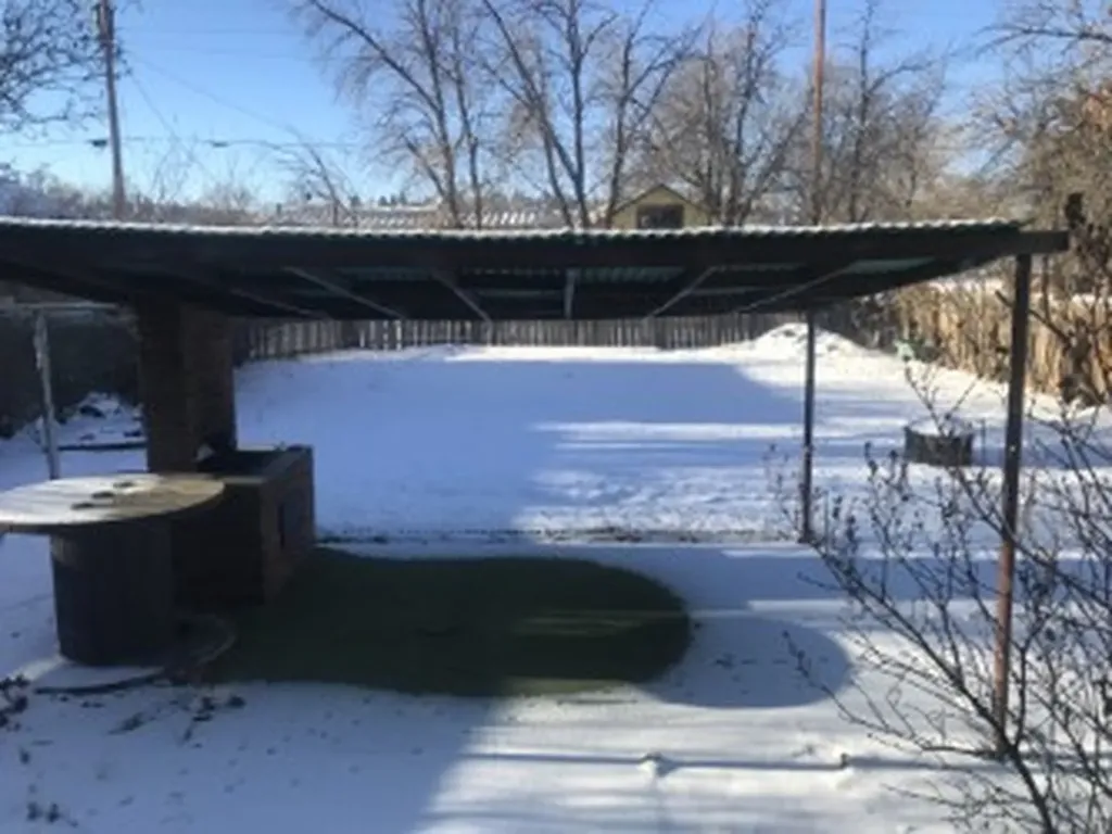 104 E Richland Avenue Shelby MT 59474