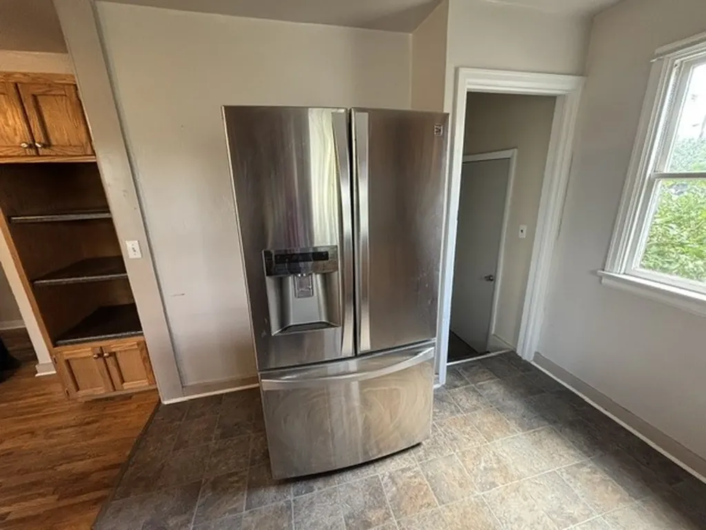 104 E Richland Avenue Shelby MT 59474