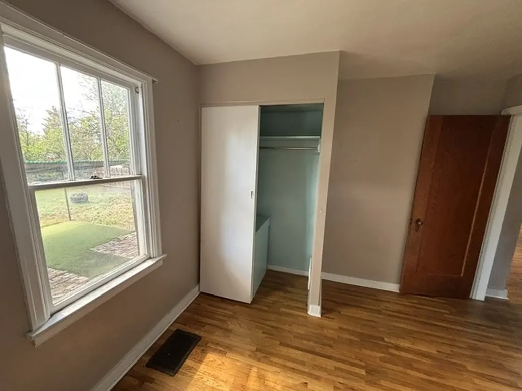 104 E Richland Avenue Shelby MT 59474