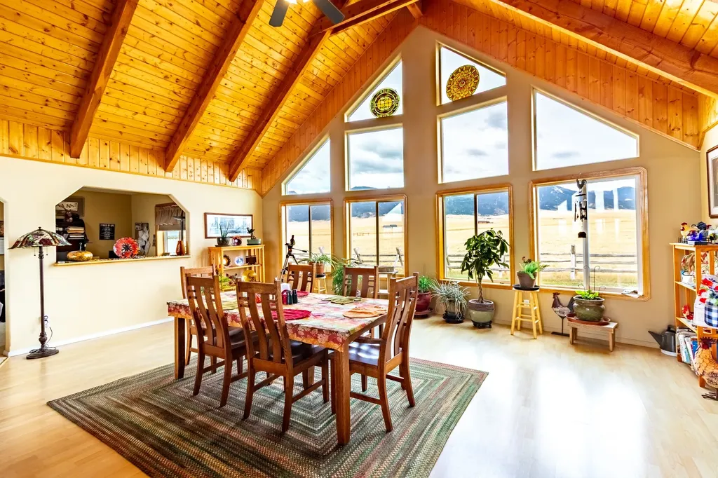 12 Bench Road Whitehall MT 59759