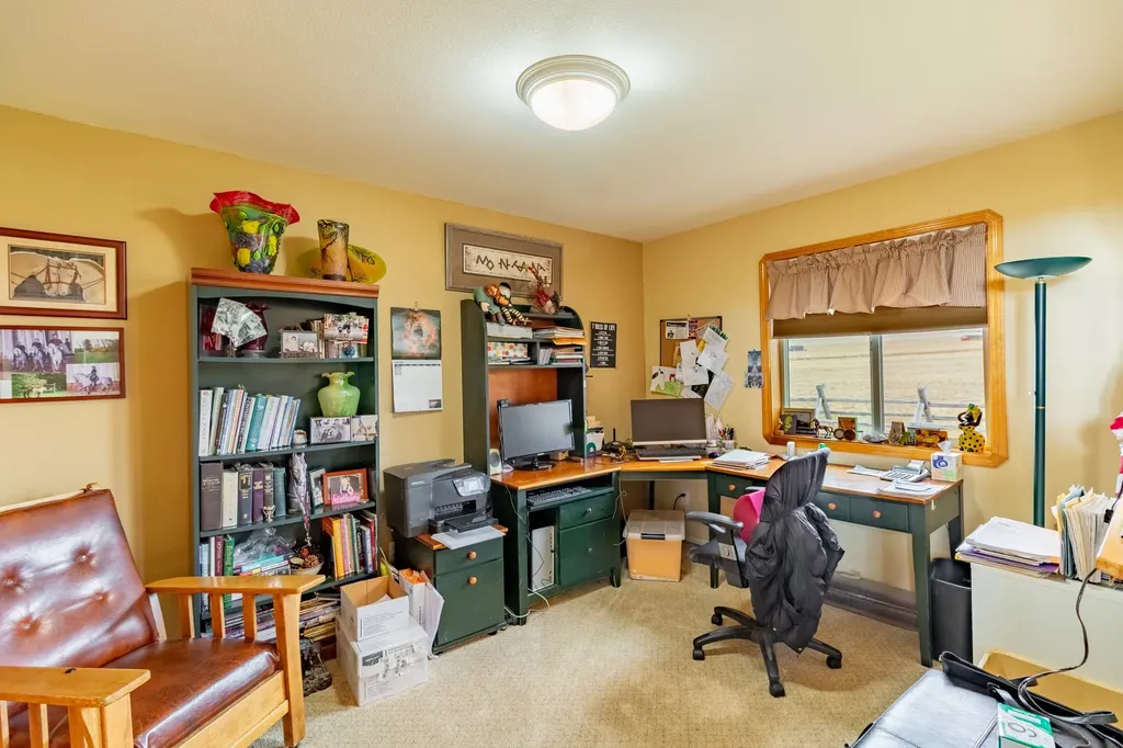 12 Bench Road Whitehall MT 59759