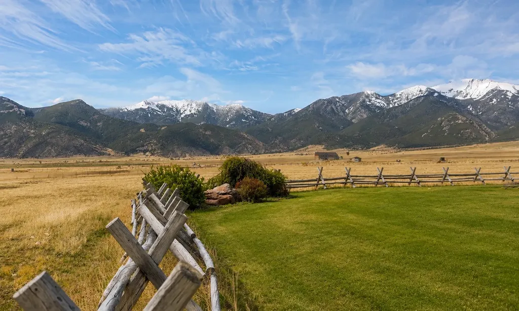 12 Bench Road Whitehall MT 59759