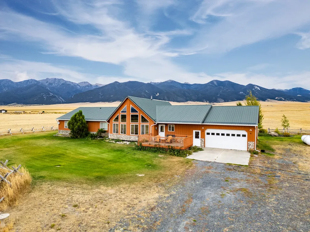 12 Bench Road Whitehall MT 59759