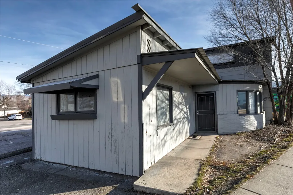 1256-1260 W Broadway Street Missoula MT 59802