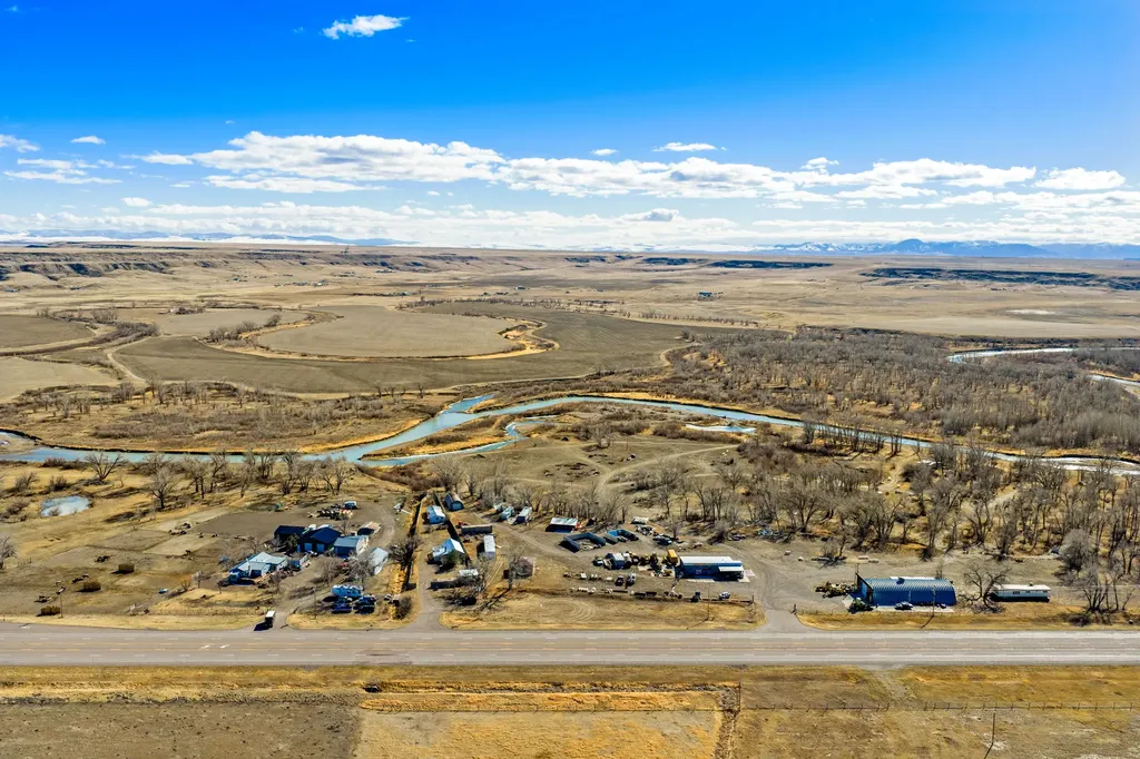356 Us Highway 89 Vaughn MT 59487