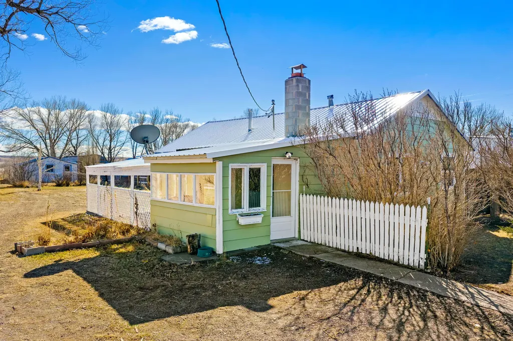 356 Us Highway 89 Vaughn MT 59487